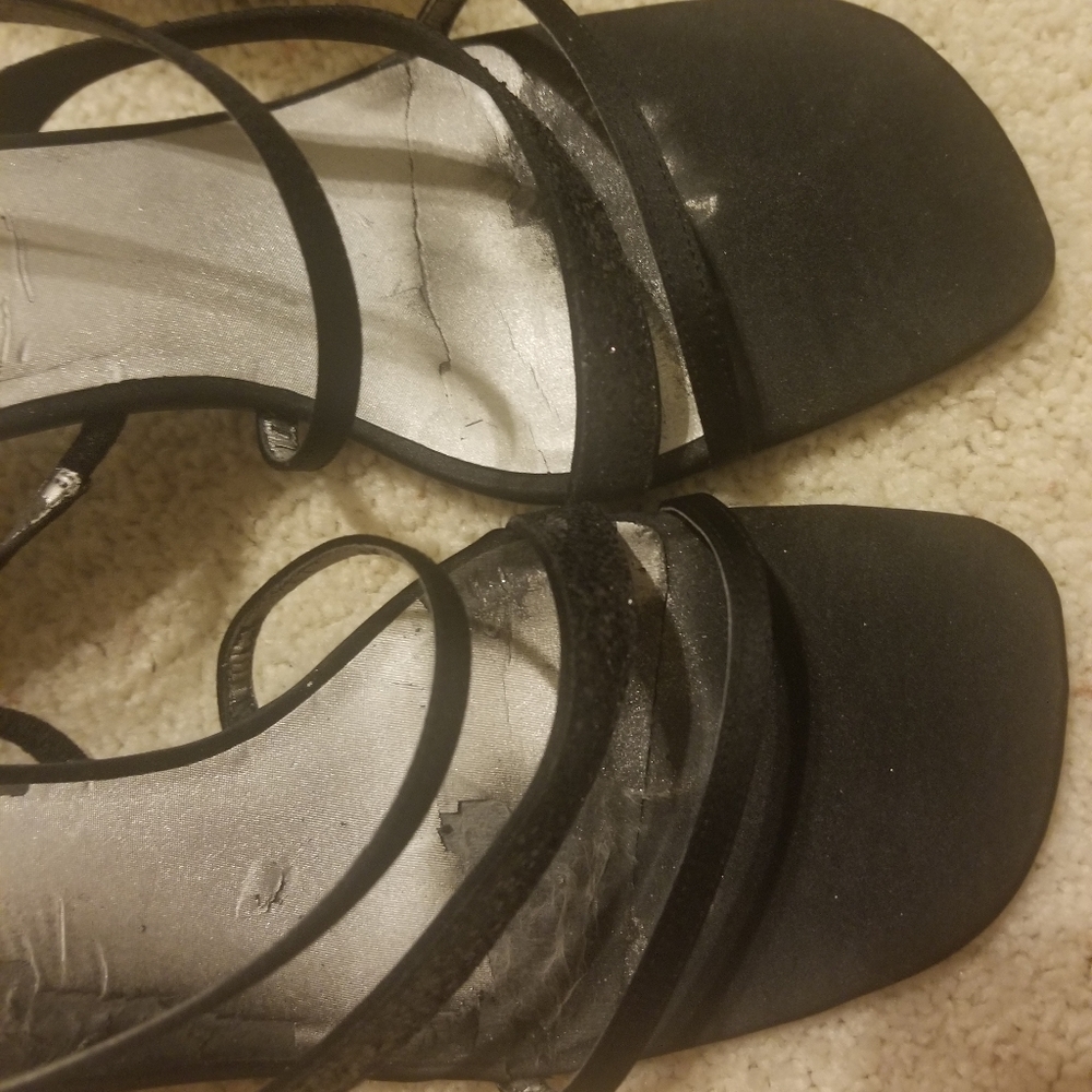 Shoes - Picture 3 of 5